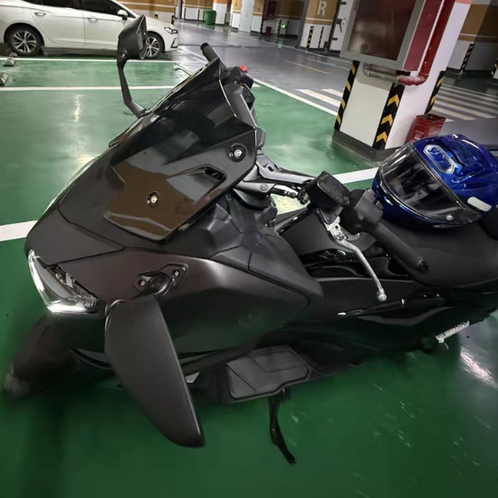2025 TMAX 560 Parabrezza Parab - Moto Tech Accessories & Workshop recensione e prezzo