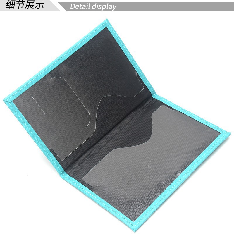 Porta passaporto stampato per  - Tech Accessories Travel recensione e prezzo