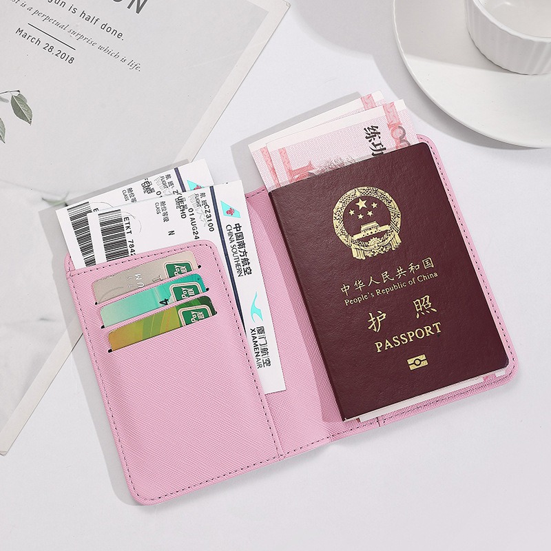 Custodia per passaporto da don - Tech Accessories Travel recensione e prezzo